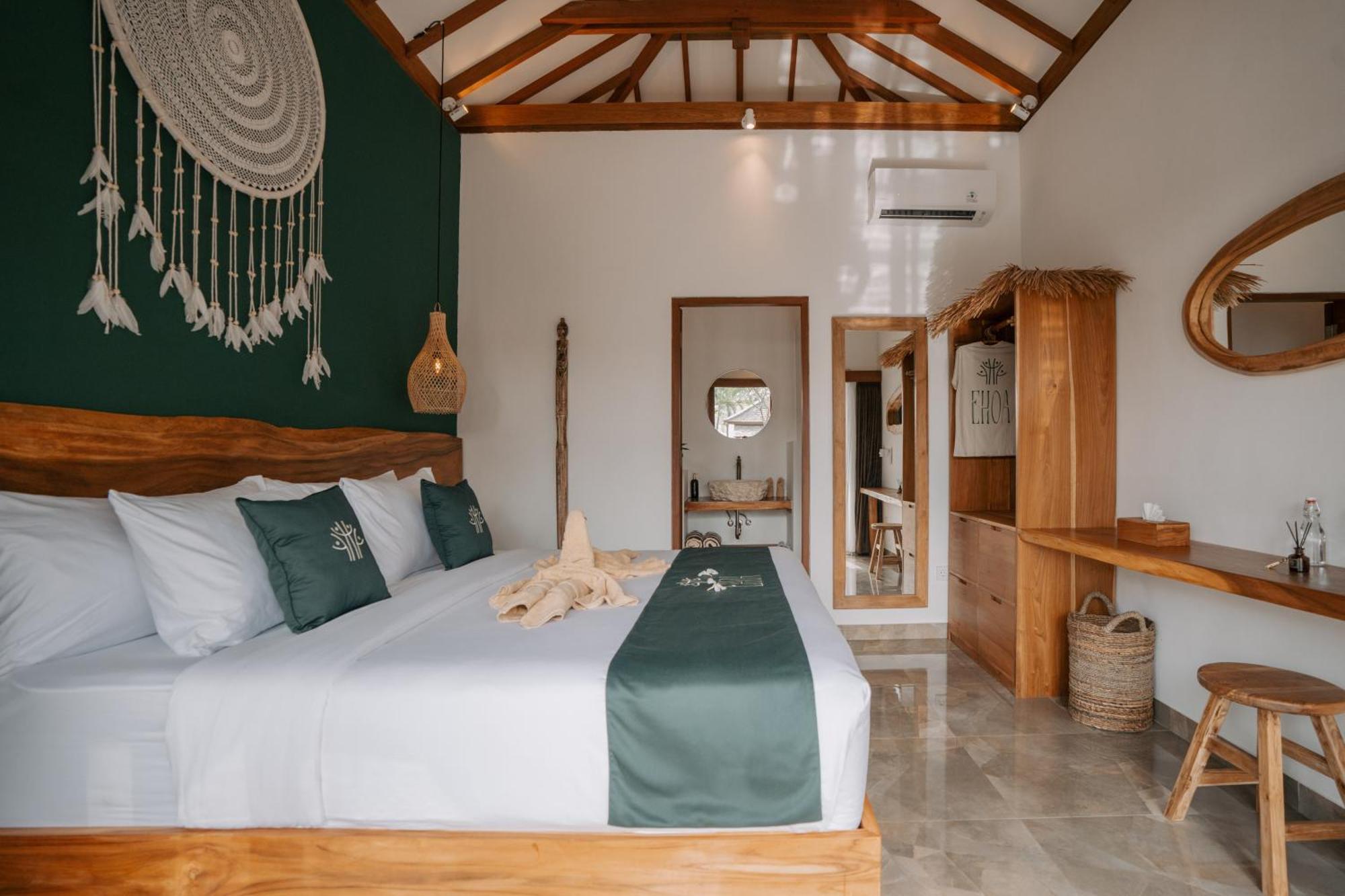 Ehoa Bali Nyanyi Boutique Hotel - In Front Of Entrance To Nuanu Tanah Lot  Ngoại thất bức ảnh