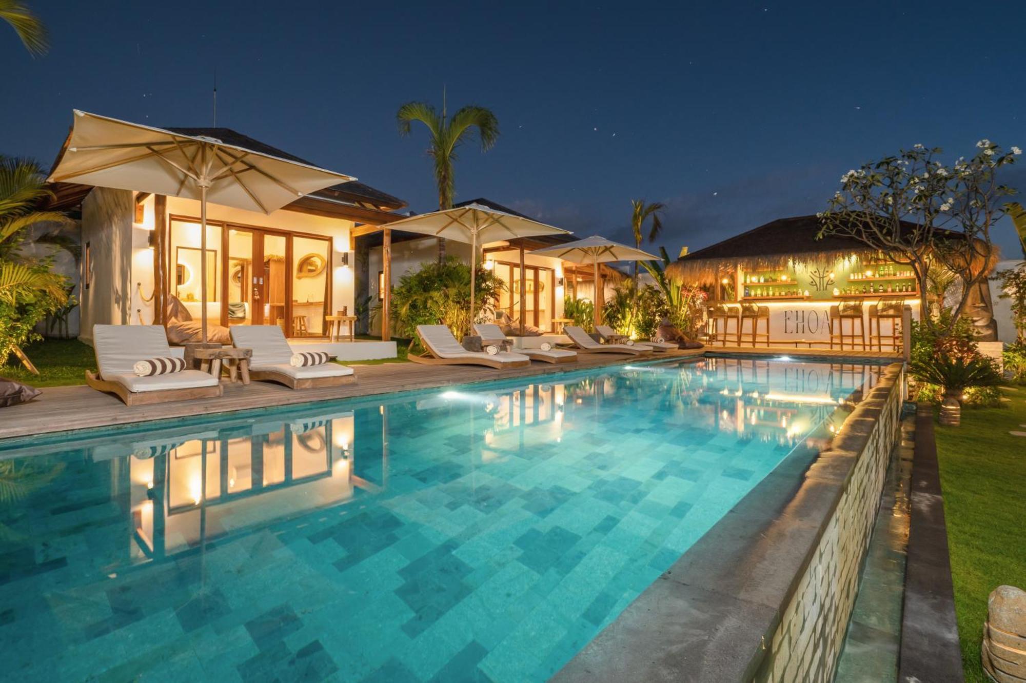 Ehoa Bali Nyanyi Boutique Hotel - In Front Of Entrance To Nuanu Tanah Lot  Ngoại thất bức ảnh