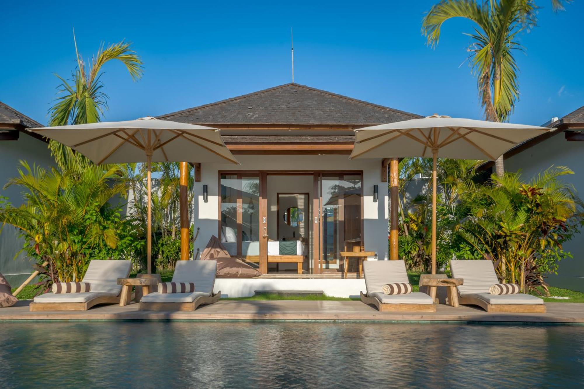 Ehoa Bali Nyanyi Boutique Hotel - In Front Of Entrance To Nuanu Tanah Lot  Ngoại thất bức ảnh